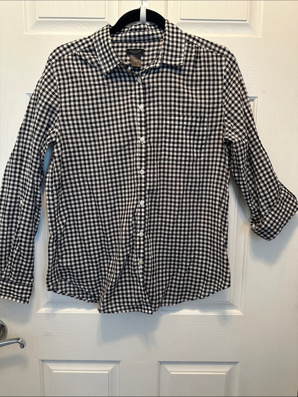 Ann Taylor Black and White Gingham Button-Down Shirt